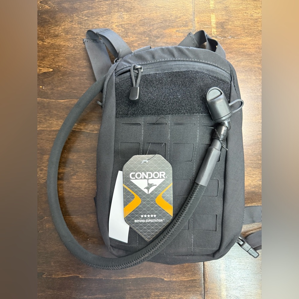 Condor Hydration Carrier